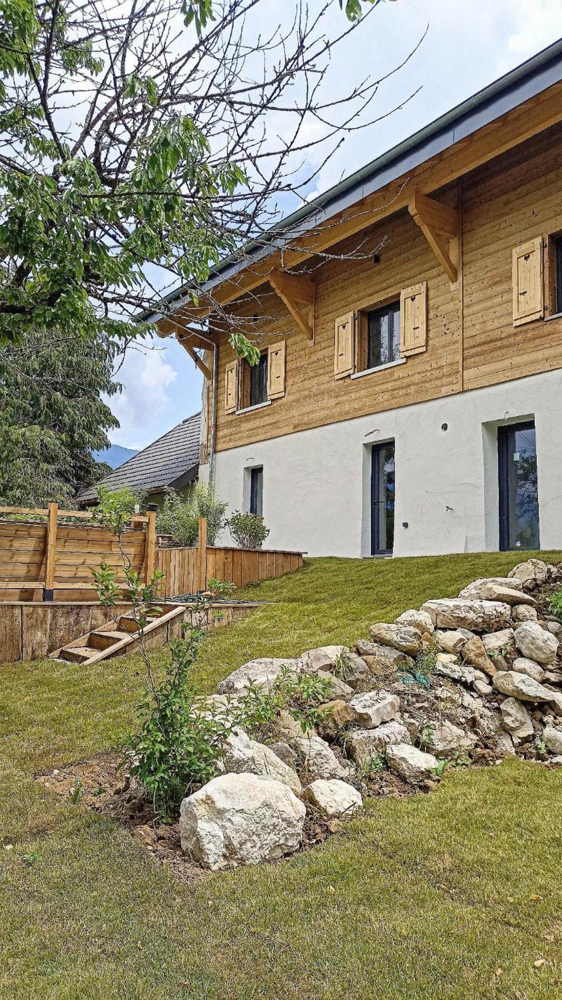La Grange Savoyarde-Spa-Piscine-Proche Lac-Charme-Detente- 3 Etoiles Lathuile Exterior photo